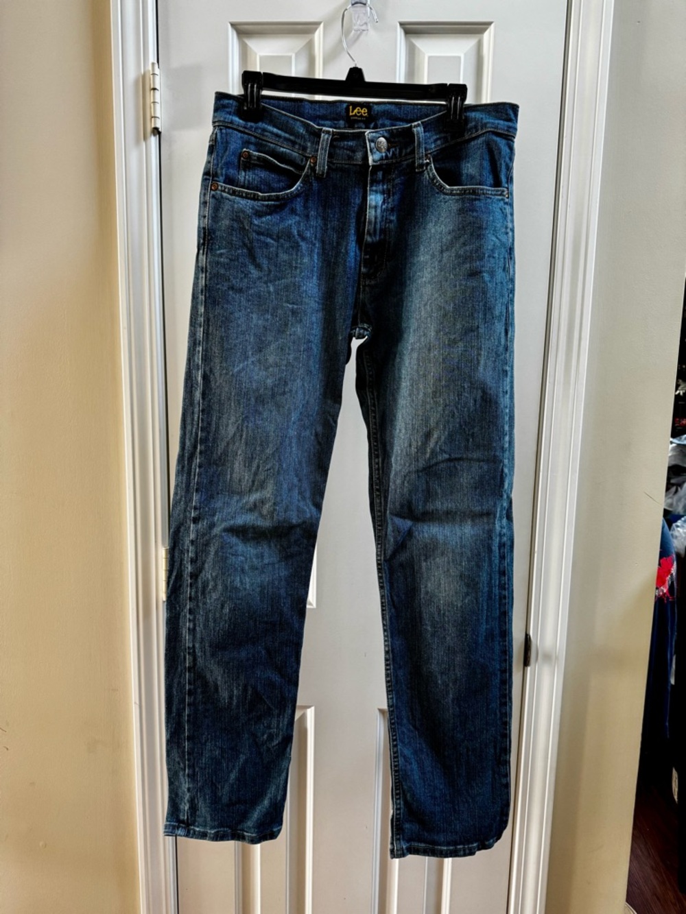 Lee Men's Straight Leg Medium Blue Denim Jeans
